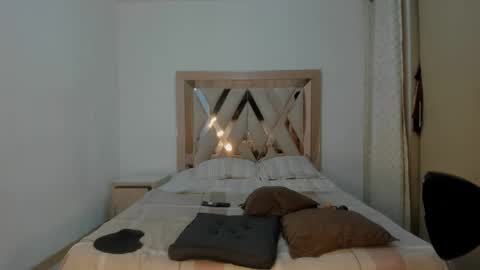 Snapshot of hana_montess chatting on September 2025 02:35:02 AM Hana Montes- online show from September 2025 02:35:02 AM