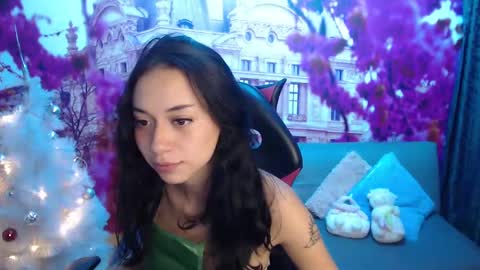 Snapshot of hanaku_8 chatting on December 2024 08:26:02 PM Hanaku online show from December 2024 08:26:02 PM