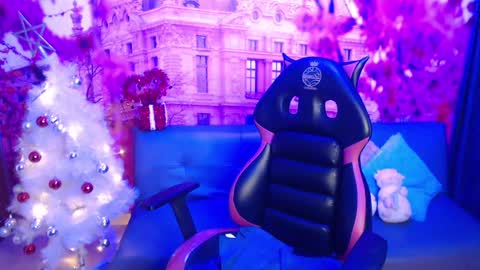 Snapshot of hanaku_8 chatting on December 2024 05:25:01 PM Hanaku online show from December 2024 05:25:01 PM