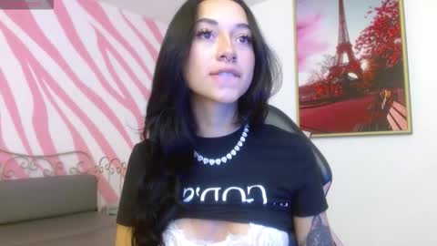 Snapshot of hanaku_8 chatting on February 2026 08:32:02 PM Hanaku online show from February 2026 08:32:02 PM