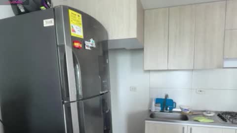 Snapshot of hanarousee chatting on October 2025 01:56:01 PM Twtter Onlyfns HanaRousee online show from October 2025 01:56:01 PM