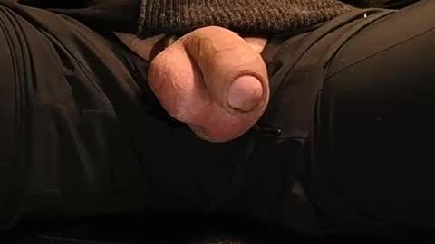 handsfreedude18 online show from October 2025 03:57:02 PM