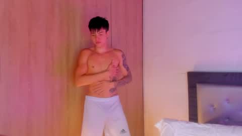 Snapshot of handsome_boys69 chatting on June 2026 09:14:01 AM handsome_boys69 online show from June 2026 09:14:01 AM