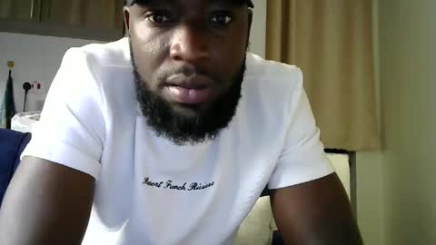 Snapshot of handsome_king30 chatting on December 2024 02:39:02 PM handsome king online show from December 2024 02:39:02 PM