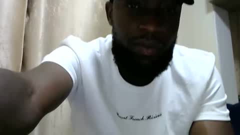 Snapshot of handsome_king30 chatting on December 2024 10:34:02 PM handsome king online show from December 2024 10:34:02 PM