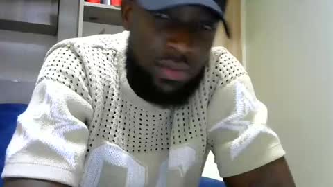 Snapshot of handsome_king30 chatting on January 2025 11:08:01 PM handsome king online show from January 2025 11:08:01 PM