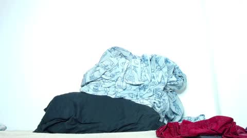 Snapshot of handsome_white1 chatting on January 2025 12:49:01 PM jorge daniel online show from January 2025 12:49:01 PM