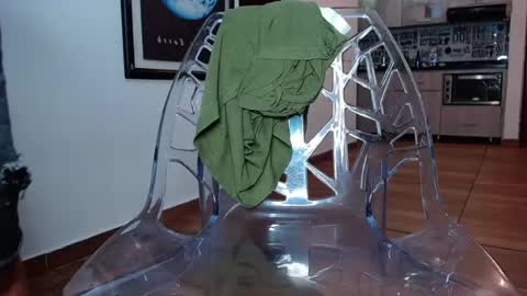 Snapshot of handsome_white1 chatting on February 2025 09:03:01 AM jorge daniel online show from February 2025 09:03:01 AM