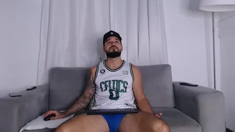 Snapshot of handsomen69 chatting on February 2026 03:00:02 AM Handsomen online show from February 2026 03:00:02 AM