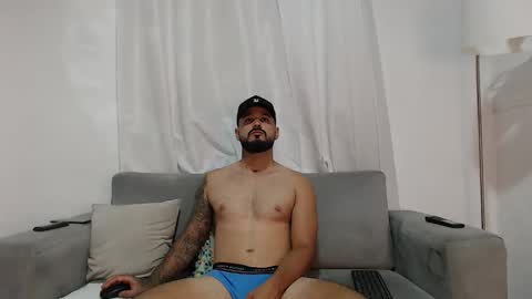 Snapshot of handsomen69 chatting on March 2026 12:17:01 AM Handsomen online show from March 2026 12:17:01 AM