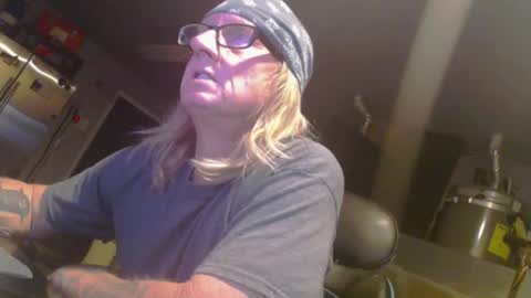 Snapshot of handyman5303 chatting on January 2025 04:08:01 PM Handystudman online show from January 2025 04:08:01 PM