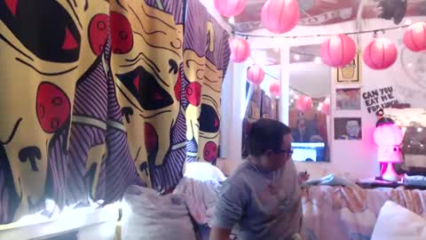 Snapshot of hankrams chatting on October 2025 07:23:02 PM hank rams online show from October 2025 07:23:02 PM