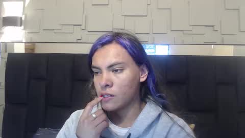 Hanna online show from December 2025 07:41:01 PM