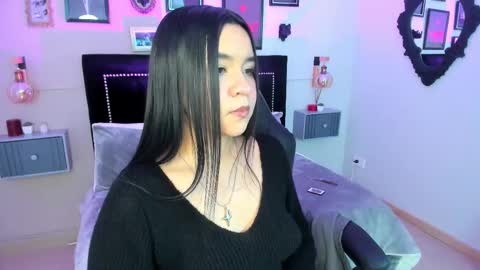 hanna  online show from January 2026 03:42:02 AM