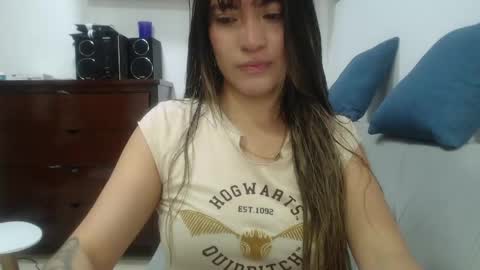 Hanna  online show from April 2026 12:00:02 PM