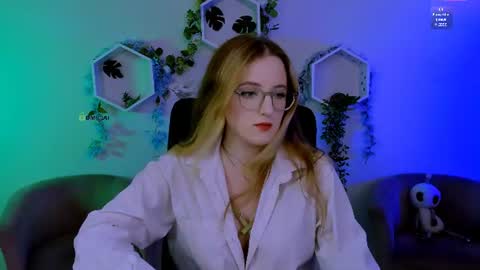 Snapshot of hanna__moon1 chatting on June 2026 07:16:02 PM Hanna online show from June 2026 07:16:02 PM