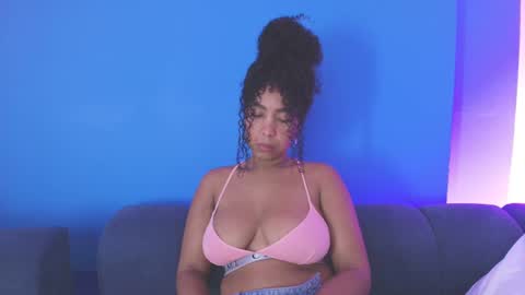 Hanna online show from October 2025 11:00:01 AM