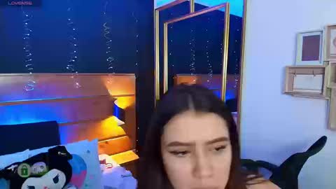 Snapshot of hanna_kimura chatting on September 2025 09:05:01 PM Hanna online show from September 2025 09:05:01 PM