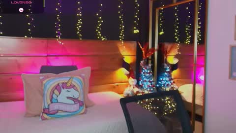 Snapshot of hanna_kimura chatting on November 2025 08:23:02 PM Hanna online show from November 2025 08:23:02 PM