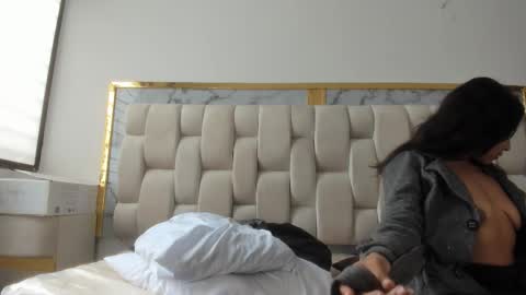 Hanna lens online show from January 2026 03:39:01 PM