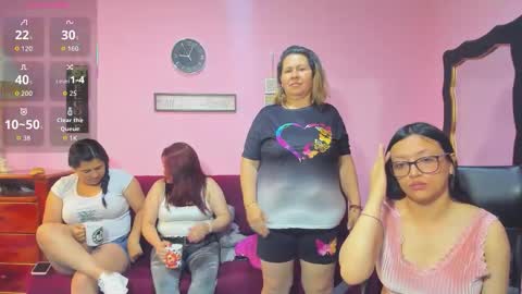 Snapshot of hanna_mature01 chatting on October 2025 02:02:02 PM Hanna online show from October 2025 02:02:02 PM