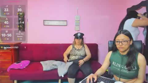 Snapshot of hanna_mature01 chatting on October 2025 01:14:01 PM Hanna online show from October 2025 01:14:01 PM