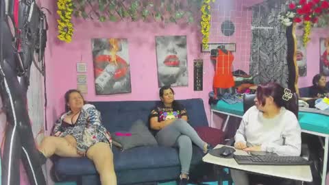 Snapshot of hanna_mature01 chatting on May 2026 01:25:02 AM Hanna online show from May 2026 01:25:02 AM
