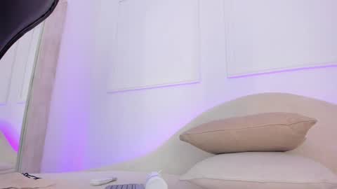 Hanna online show from February 2025 11:15:02 PM