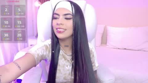 Hanna  online show from April 2026 10:24:02 PM