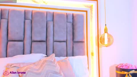 Snapshot of hannabronw chatting on October 2025 11:52:02 PM Eliana online show from October 2025 11:52:02 PM