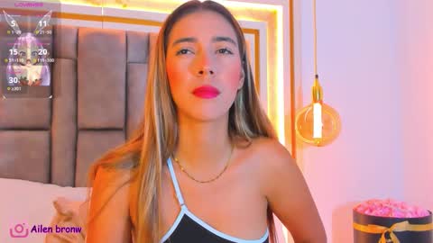 Snapshot of hannabronw chatting on November 2025 10:21:02 PM Eliana online show from November 2025 10:21:02 PM