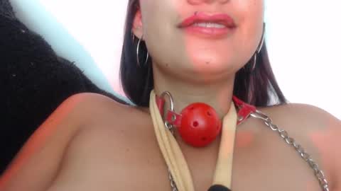 Snapshot of hannafalls chatting on December 2024 02:30:02 AM SARA online show from December 2024 02:30:02 AM