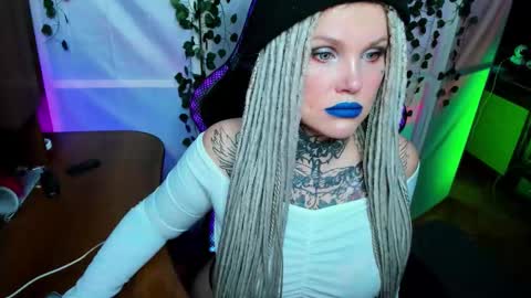 Snapshot of hannah_chaos chatting on November 2025 11:36:02 PM Hannah online show from November 2025 11:36:02 PM