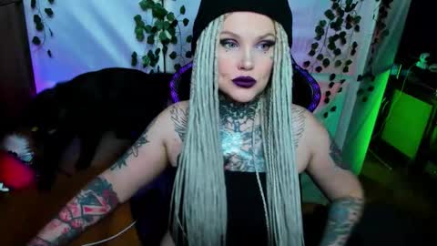 Snapshot of hannah_chaos chatting on November 2025 10:53:02 PM Hannah online show from November 2025 10:53:02 PM