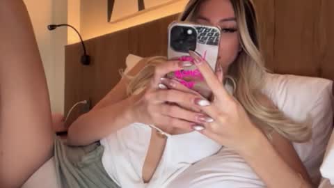 Im your naughty girl and porn star in bed Hannah online show from November 2025 02:10:02 AM