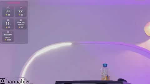 hannah_jet online show from April 2026 07:52:02 PM