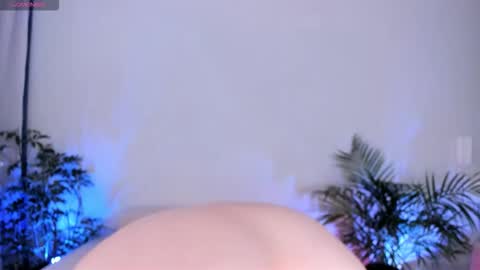 Snapshot of hannah_jonhson_1 chatting on November 2025 06:04:02 AM Hannah online show from November 2025 06:04:02 AM