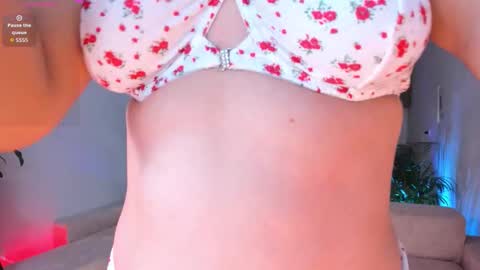 Snapshot of hannah_jonhson_1 chatting on November 2025 03:06:02 AM Hannah online show from November 2025 03:06:02 AM