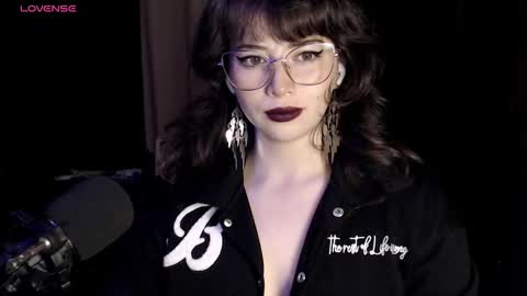 Hannah online show from December 2025 03:01:02 AM