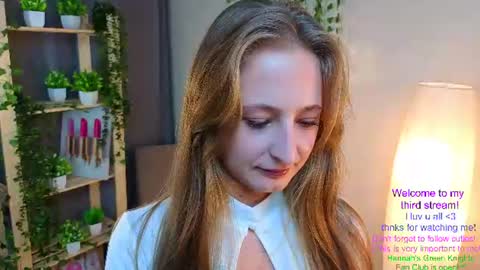 Snapshot of hannahflowerer chatting on July 2026 09:28:02 PM SuperHotHannah3 online show from July 2026 09:28:02 PM