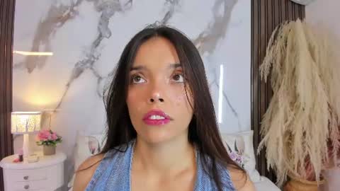 Snapshot of hannahill69 chatting on July 2026 04:52:02 AM Hannahill69 online show from July 2026 04:52:02 AM