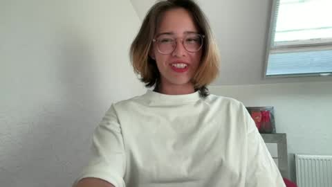 hannahinto online show from July 2026 02:54:01 PM