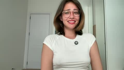 hannahinto online show from August 2026 04:23:02 AM