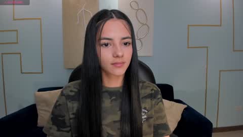 Snapshot of hannahjamesx chatting on December 2024 06:53:02 PM HANNAH J online show from December 2024 06:53:02 PM