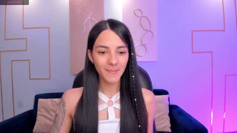 Snapshot of hannahjamesx chatting on December 2024 10:43:02 PM HANNAH J online show from December 2024 10:43:02 PM