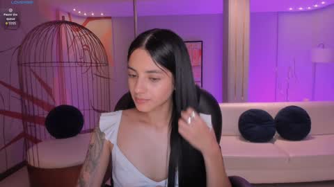 Snapshot of hannahjamesx chatting on January 2025 08:37:02 PM HANNAH J online show from January 2025 08:37:02 PM