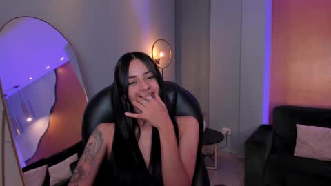 Snapshot of hannahjamesx chatting on February 2025 01:25:02 AM HANNAH J online show from February 2025 01:25:02 AM