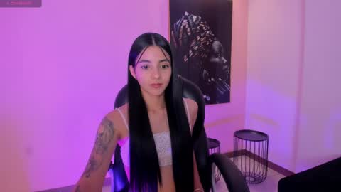 Snapshot of hannahjamesx chatting on March 2025 07:45:02 PM HANNAH J online show from March 2025 07:45:02 PM