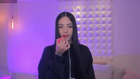 Snapshot of hannahjamesx chatting on November 2025 05:07:01 PM HANNAH J online show from November 2025 05:07:01 PM