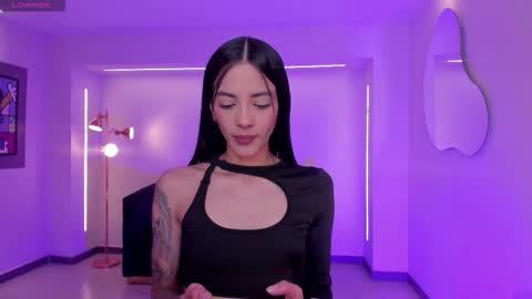 Snapshot of hannahjamesx chatting on November 2025 07:01:02 PM HANNAH J online show from November 2025 07:01:02 PM